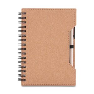 Caderno-de-Papelao-com-Caneta-25801-1761143913.jpg - Cantareira Brindes