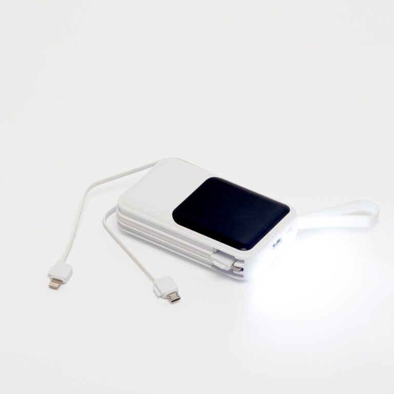 Power-Bank-10-000mAh-com-Lanterna-e-Multissaidas-19577d4-1720709696.jpg - Cantareira Brindes