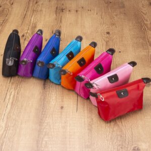 Necessaire-de-Nylon-8942d1-1547124465.jpg - Cantareira Brindes