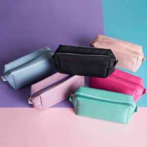 Necessaire-PU-impermeavel-14120d1-1648123624.jpg - Cantareira Brindes