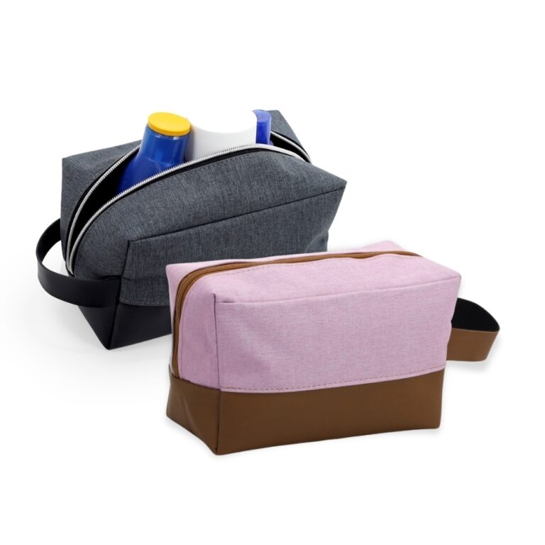 Necessaire-Nylon-19060d1-1715111759.jpg - Cantareira Brindes