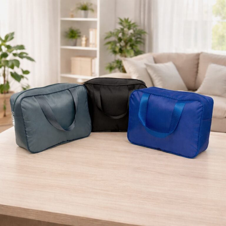 Necessaire-Poliester-27099d1-1769599751.jpg - Cantareira Brindes